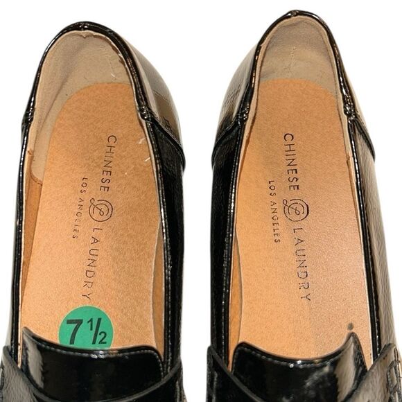 Chinese Laundry Black Slip on Shoes(Size 7.5) - Picture 6 of 7